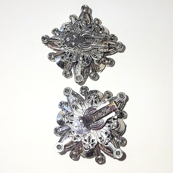 JUDY LEE VINTAGE BLUE RHINESTONE CLIP EARRINGS - Picture 3 of 8